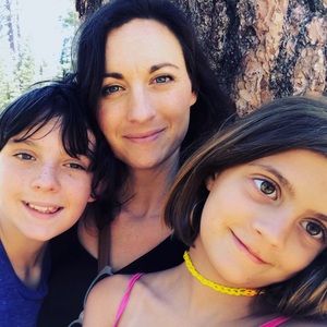 Meet your Posher, Caitlin